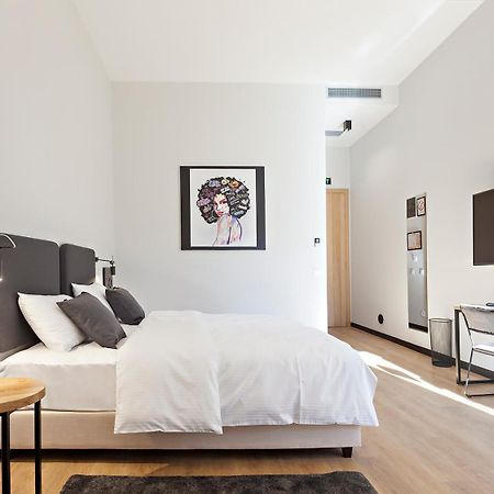 Kombinat Rooms City Center Novi Sad Room photo